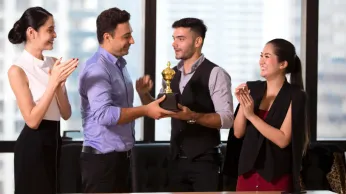 How to Create a Winning Employee Recognition Programs